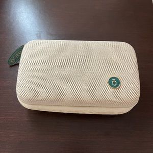 Essential oils and supplements travel case,carry on, easy to use while traveling